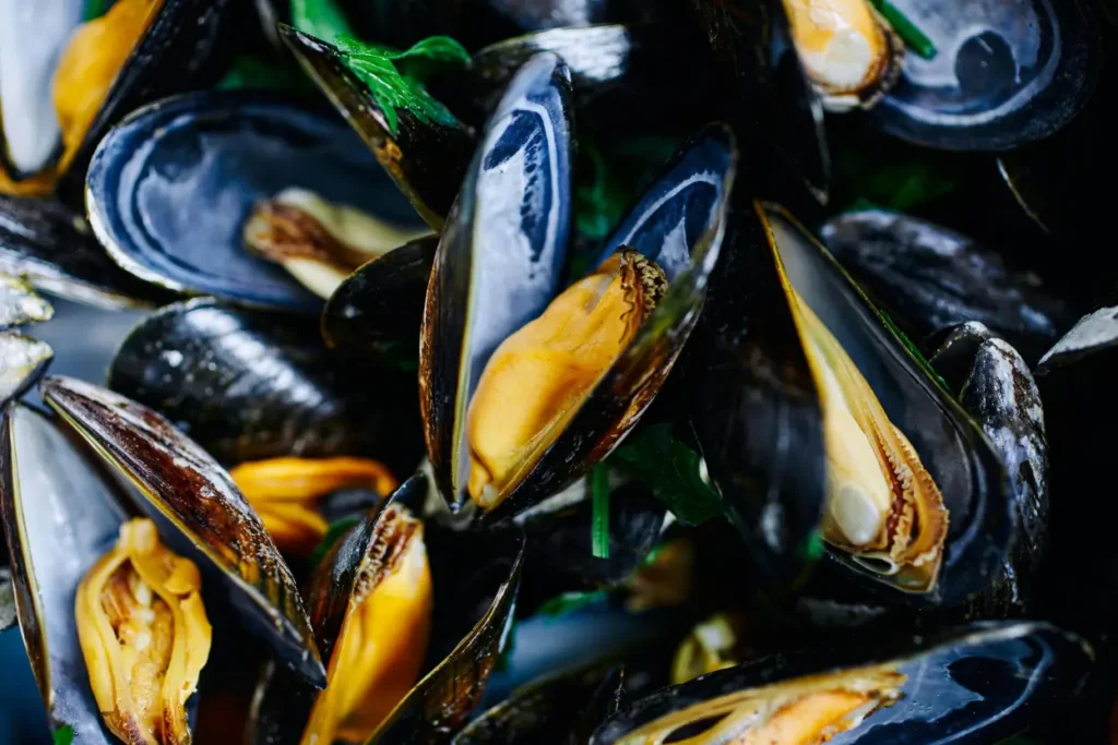 Thai Coconut Mussels